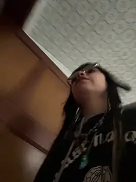 Snapshot of EemaHaruki chatting on 10-23-25, 06:17 EemaHaruki online show from 10-23-25, 06:17