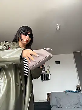 Snapshot of EemaHaruki chatting on 10-30-25, 06:19 EemaHaruki online show from 10-30-25, 06:19