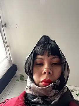 Snapshot of EemaHaruki chatting on 11-19-25, 04:51 EemaHaruki online show from 11-19-25, 04:51