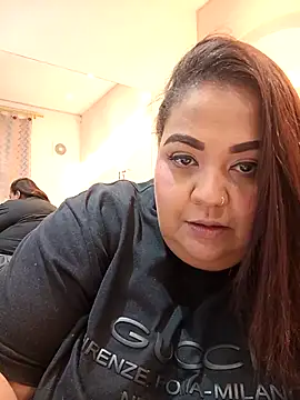 Snapshot of Alisson_am chatting on 01-19-26, 11:25 Alisson am online show from 01-19-26, 11:25