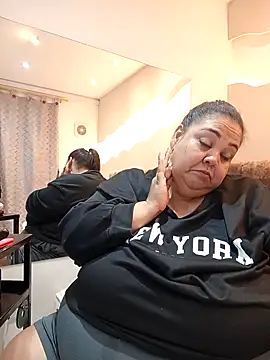 Snapshot of Alisson_am chatting on 03-16-26, 11:47 Alisson am online show from 03-16-26, 11:47