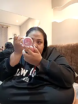 Snapshot of Alisson_am chatting on 04-05-26, 08:33 Alisson am online show from 04-05-26, 08:33