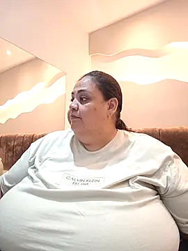 Snapshot of Alisson_am chatting on 04-08-26, 11:32 Alisson am online show from 04-08-26, 11:32