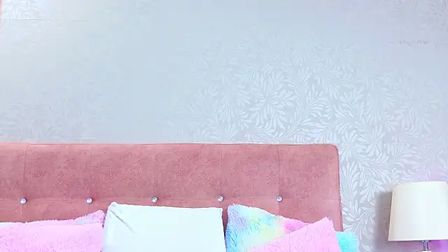 Snapshot of AlliciaKim chatting on 09-16-25, 07:26 AlliciaKim online show from 09-16-25, 07:26