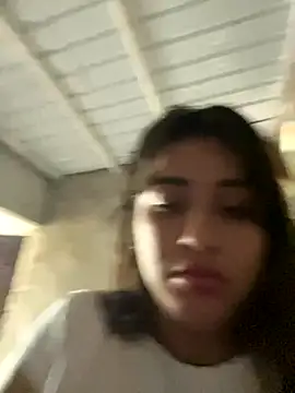 perlita05 online show from 11-12-25, 03:45