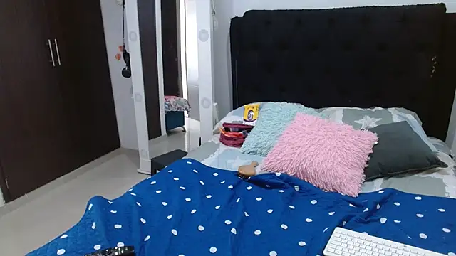 Snapshot of amazonafit_ chatting on 01-16-25, 07:31 amazonafit online show from 01-16-25, 07:31