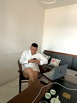 ShaoZian 1 online show from 10-24-25, 03:47