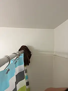 Snapshot of elamante03 chatting on 02-26-25, 10:09 elamante03 online show from 02-26-25, 10:09