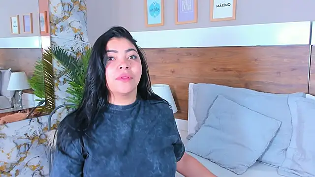 EmaBakker online show from 02-24-26, 06:33