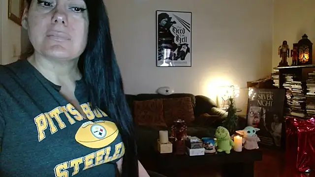 mandaloriangirls online show from 12-14-25, 06:12