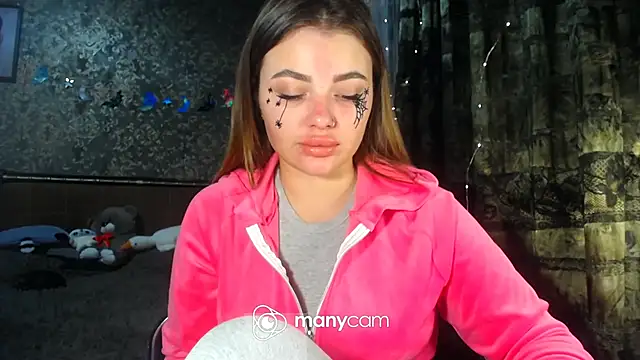 BonnyShy online show from 10-31-25, 02:18