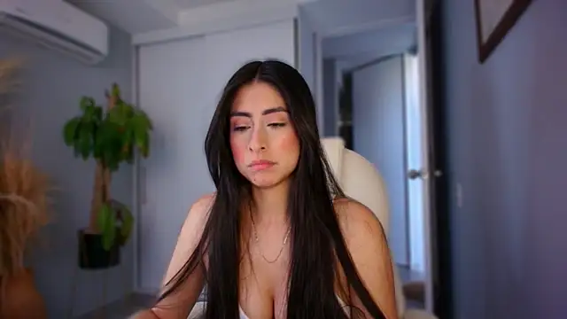 auroracaruso11 online show from 09-22-25, 09:50