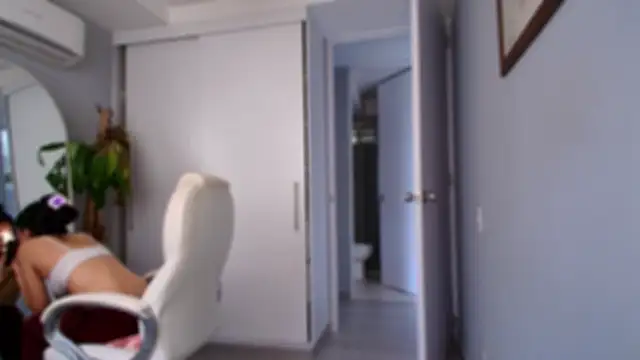 auroracaruso11 online show from 10-21-25, 08:09