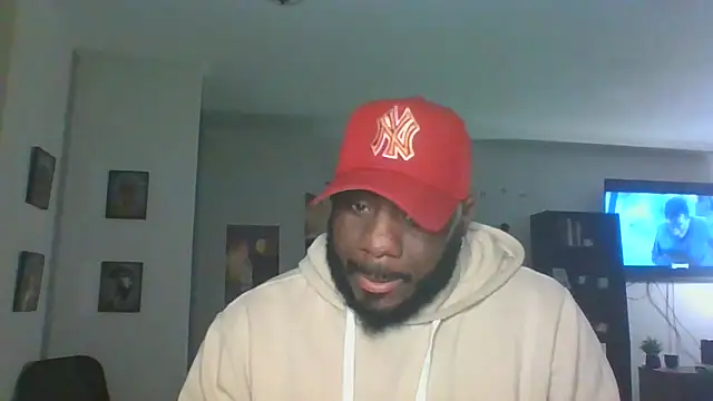 Stayinalive1992 online show from 12-16-25, 03:55