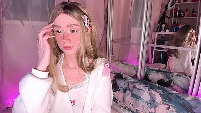 Snapshot of -bae chatting on 02-20-26, 03:12 -bae online show from 02-20-26, 03:12