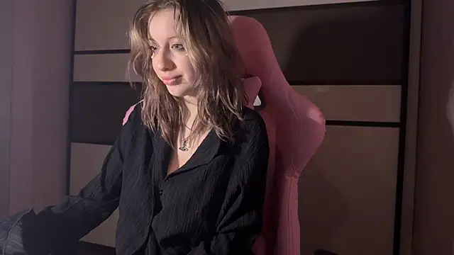 Snapshot of moundliicht1 chatting on 01-08-26, 08:11 moundliicht1 online show from 01-08-26, 08:11