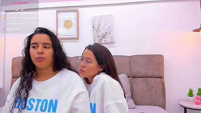 Dilan y Mia online show from 02-12-25, 09:01