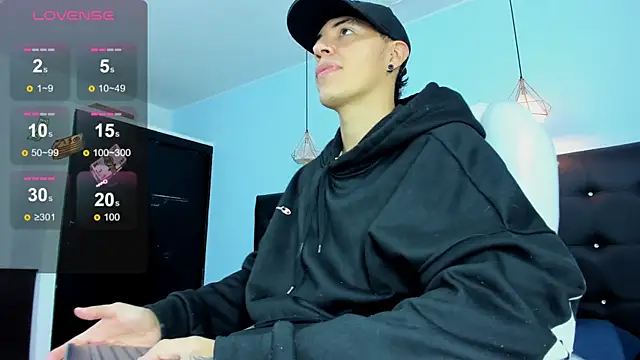 Lobo 17  online show from 12-02-25, 03:45