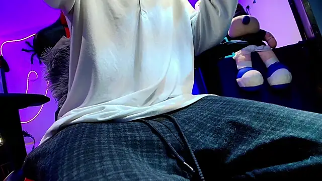 twink sebas  online show from 10-20-25, 12:33