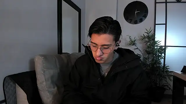 Andy Joy  online show from 10-17-25, 10:29