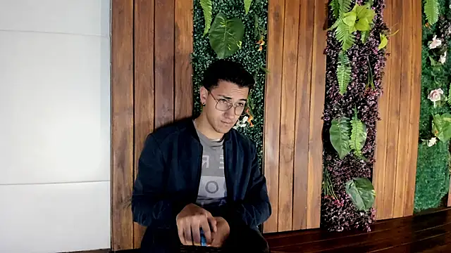 Andy Joy  online show from 01-09-26, 01:14