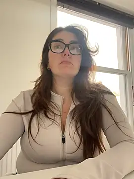 Miss Stassi online show from 01-02-25, 09:33