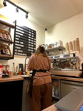 Snapshot of cinnabon_ chatting on 11-06-25, 02:51 cinnabon online show from 11-06-25, 02:51