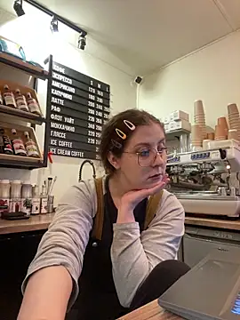 cinnabon  online show from 12-20-25, 10:11