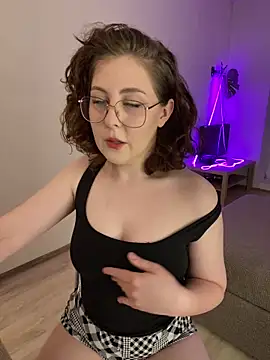 cinnabon  online show from 02-19-26, 06:04