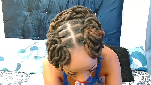 Snapshot of xTALLSEXYBUMx chatting on 02-27-25, 01:38 xTALLSEXYBUMx online show from 02-27-25, 01:38