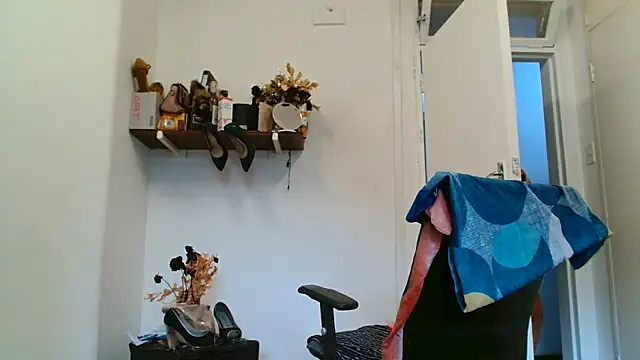 xTALLSEXYBUMx online show from 01-08-26, 05:21