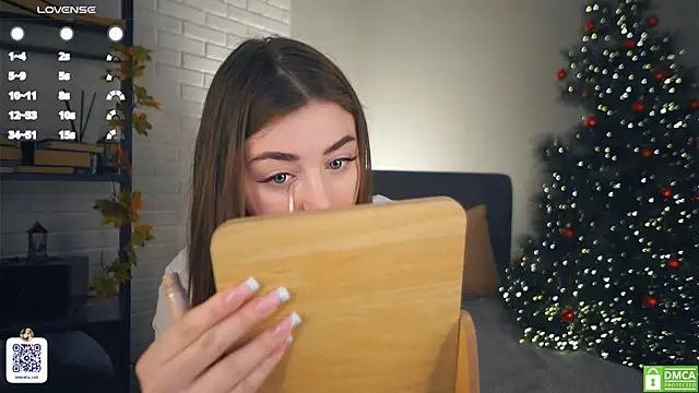 LindaFarmer online show from 01-13-25, 04:07