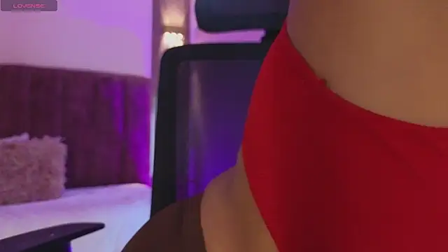 Emy leon online show from 02-10-26, 07:29