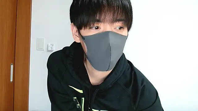 itsme LEON online show from 03-17-25, 01:08