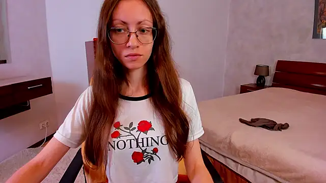 Pantyhose Mila online show from 11-07-25, 08:31