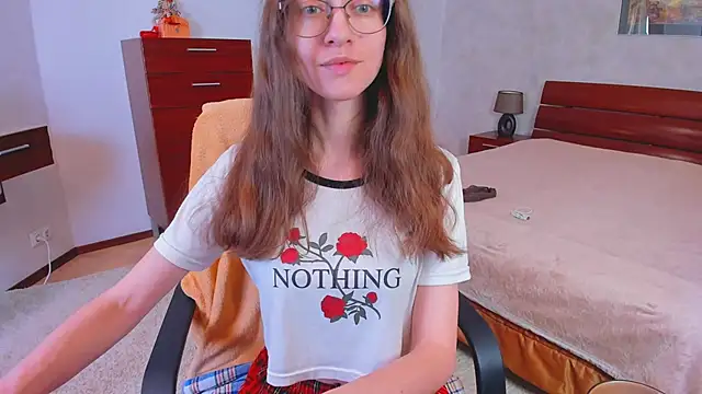 Pantyhose Mila online show from 02-14-26, 08:38