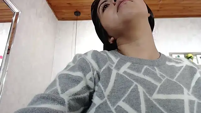 CarolineBrunx online show from 10-30-25, 03:19