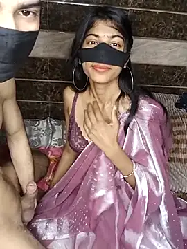 Snapshot of Shalu79 chatting on 02-24-25, 06:15 Shalu79 online show from 02-24-25, 06:15