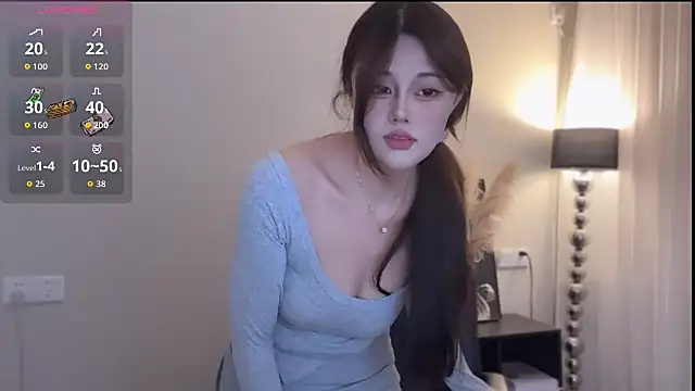 Strawberrybabyy1 online show from 12-15-25, 04:33