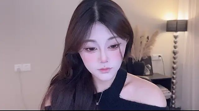 Strawberrybabyy1 online show from 01-15-26, 04:44