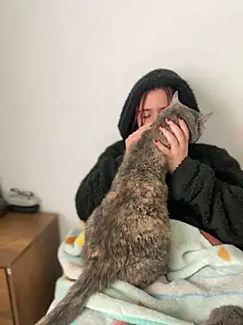 Niki Monroe online show from 12-30-24, 08:04