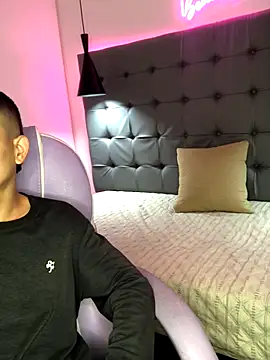 JackSwan18 online show from 10-08-25, 12:30