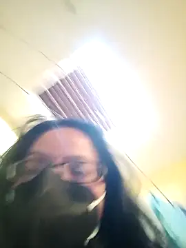 heenage online show from 12-04-24, 10:46