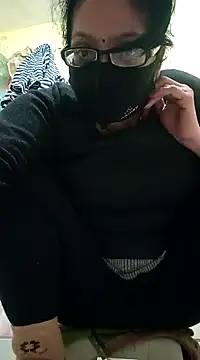 heenage online show from 12-30-24, 05:13