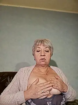 Snapshot of AnjelElinor chatting on 10-08-25, 12:03 AnjelElinor online show from 10-08-25, 12:03