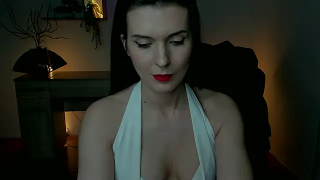 EricaPowers online show from 12-06-24, 01:44