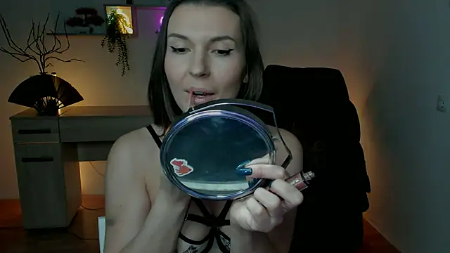 EricaPowers online show from 12-11-24, 12:23
