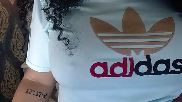 Sofiacowperx online show from 10-21-25, 02:07