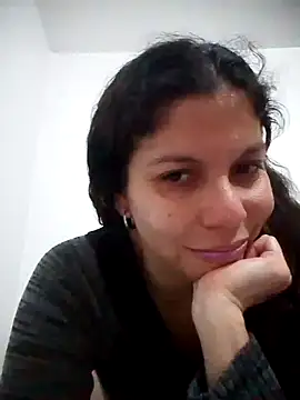 Carliina Soussa online show from 02-05-25, 01:58
