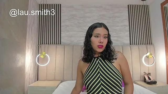 laura smith33 online show from 10-29-25, 03:03